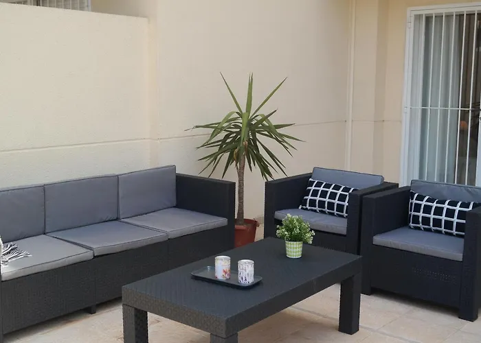 Marinas Grand Terrace دينايا