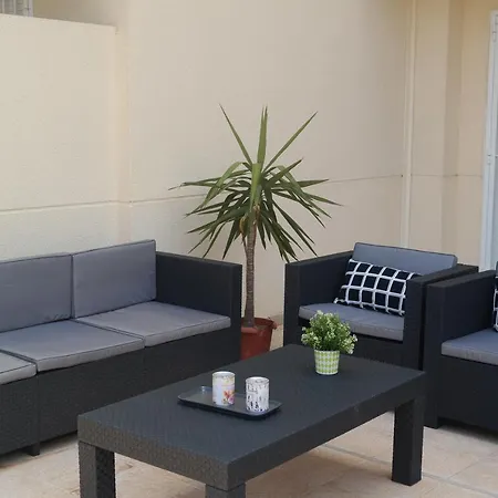 Marinas Grand Terrace דניה