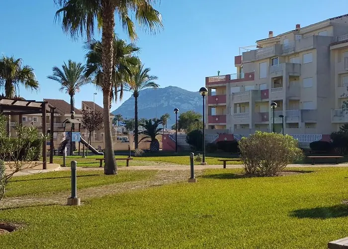 Marinas Grand Terrace דירה