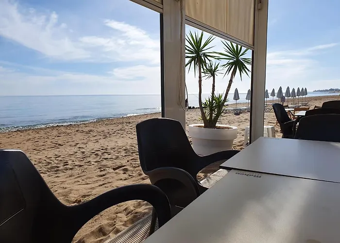 Marinas Grand Terrace דניה